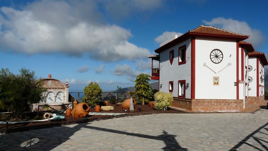 Apartamentos Fuente La Teja & Spa Los Llanos De Aridane Room photo